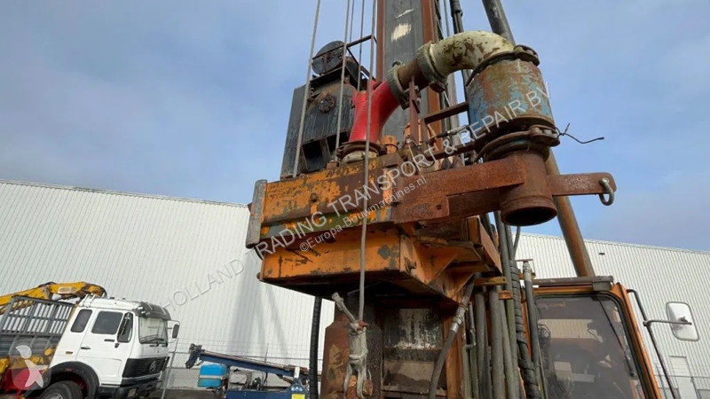 تخريم وتثقيب وتقطيع Hitachi LC Driller