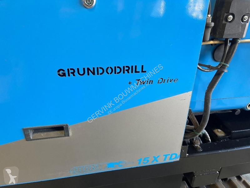 Bore-, hamre-, skæremaskine  Grundodrill 15 X TD