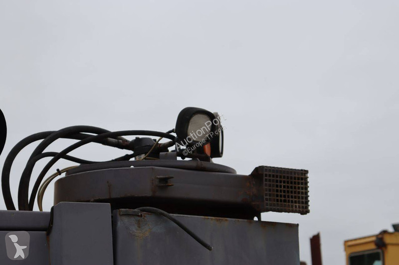 تخريم وتثقيب وتقطيع Atlas Copco D7C