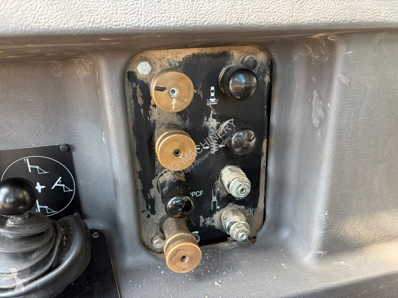 تخريم وتثقيب وتقطيع Atlas Copco L6-25