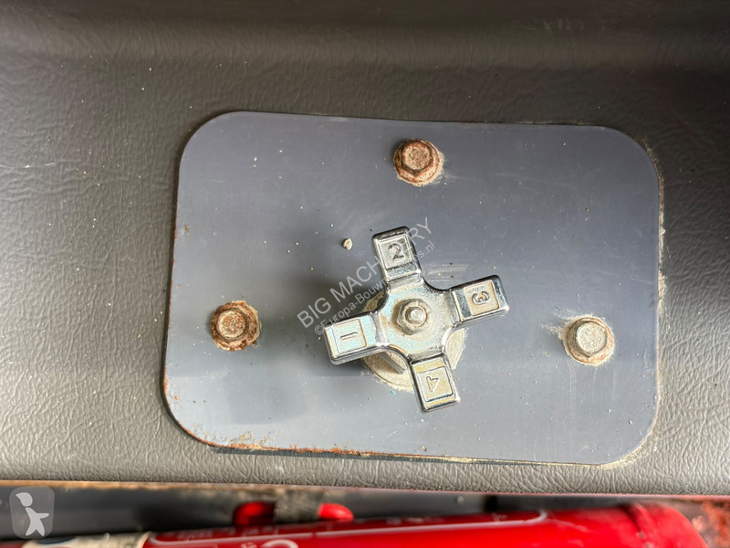 تخريم وتثقيب وتقطيع Atlas Copco L6-25