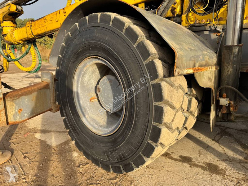 Bore-, hamre-, skæremaskine Atlas Copco XE3C -...