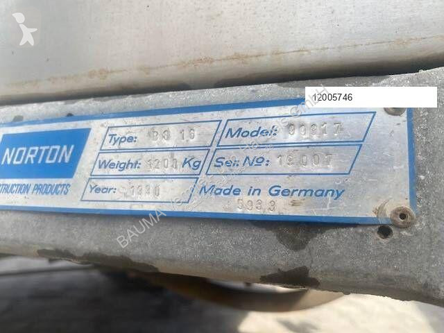 Escavadora de perfuração, de bate-estacas,de...
