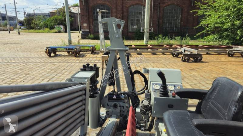 تخريم وتثقيب وتقطيع Tractotechnik 4X