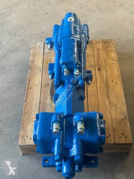 Forage Furukawa MARTEAU HD709 T45