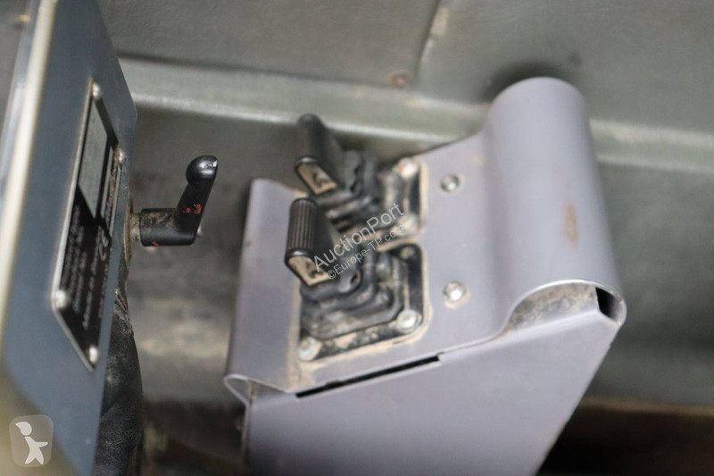 تخريم وتثقيب وتقطيع Atlas Copco D7C