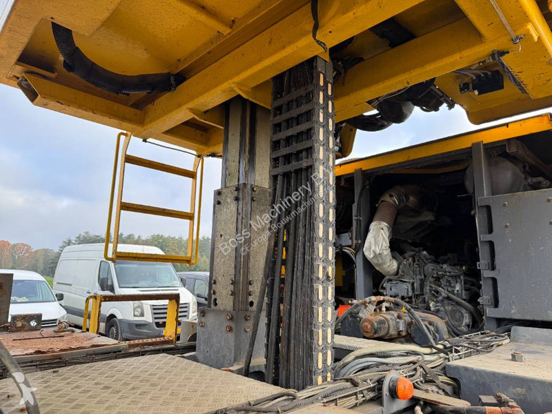Bore-, hamre-, skæremaskine Atlas Copco XE3C -...