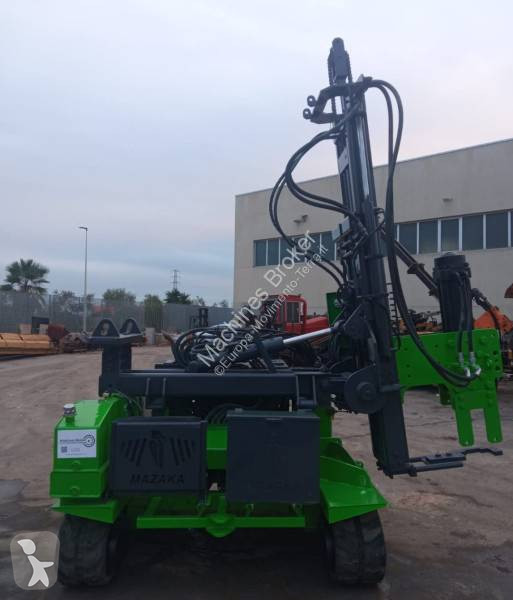 Trivellazione Mazaka MW 1000