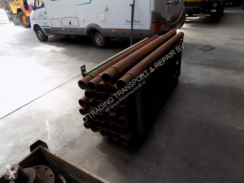 Bore-, hamre-, skæremaskine  Drilling pipe
