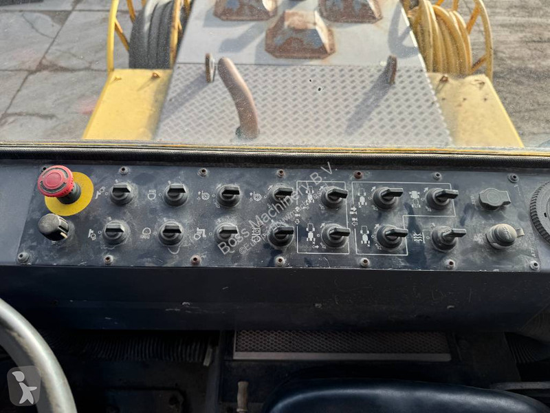 Bore-, hamre-, skæremaskine Atlas Copco XE3C -...