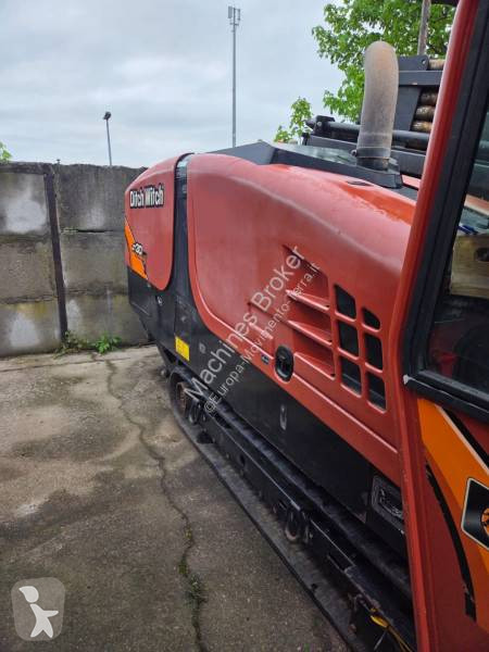 Vrtání, vytloukání, výkopy Ditch-witch AT32