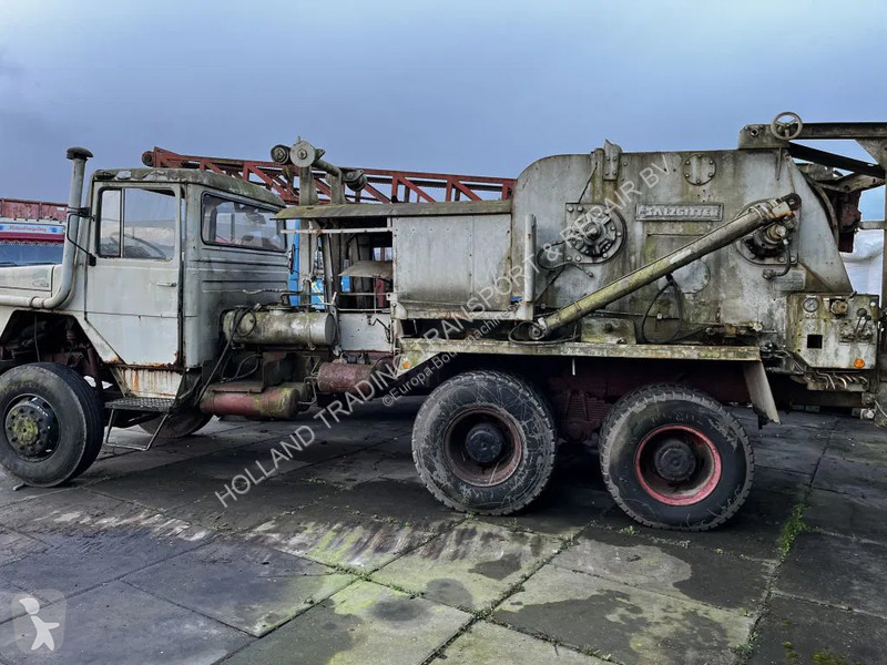 Bore-, hamre-, skæremaskine Iveco Iveco magirus...