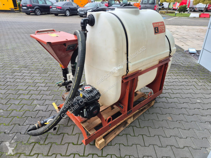 Utilaje de foraj, bataj, taiere Ditch-witch FT5...
