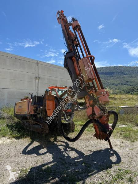 Bore-, hamre-, skæremaskine Sandvik TITON 300