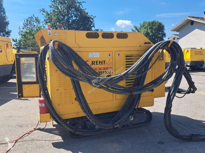 Vrtání, vytloukání, výkopy Comacchio MC 4D