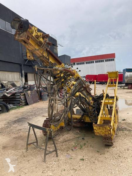 Bore-, hamre-, skæremaskine Atlas Copco 460PC-3
