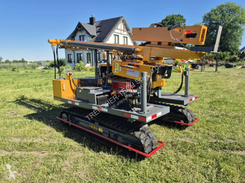 Bore-, hamre-, skæremaskine  YCR 260