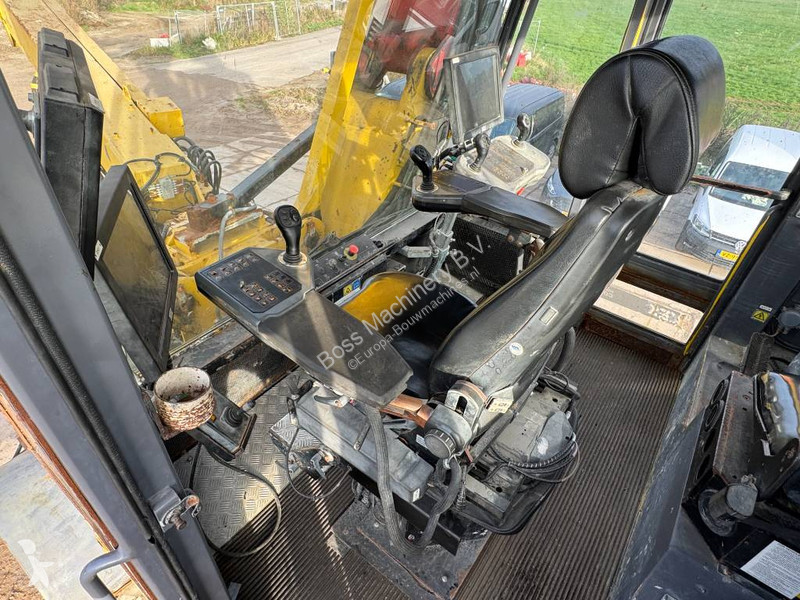 Bore-, hamre-, skæremaskine Atlas Copco XE3C -...