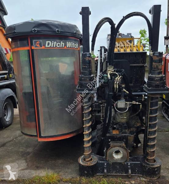 Vrtání, vytloukání, výkopy Ditch-witch AT32