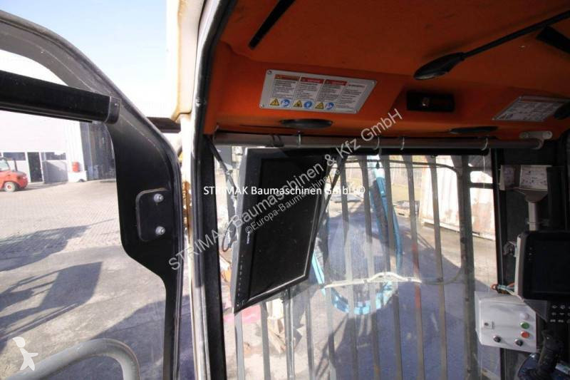 تخريم وتثقيب وتقطيع Sandvik DI6400
