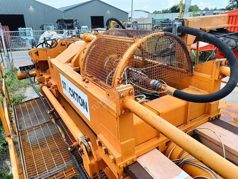 Bore-, hamre-, skæremaskine  dril rig 10 ton,...