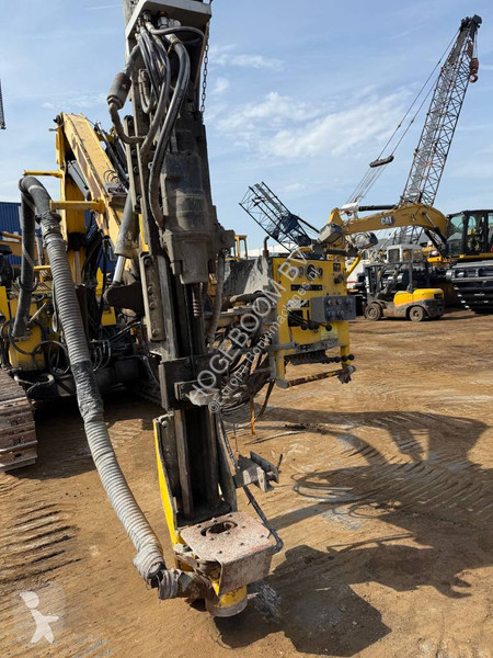 تخريم وتثقيب وتقطيع Atlas Copco t 30