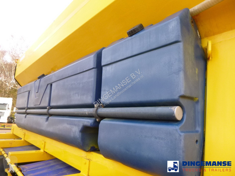 Aangedreven grondwerktuigen  P114-340 CB 6X6...
