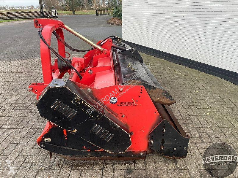 Bevægelige jordbearbejdningsredskaber...