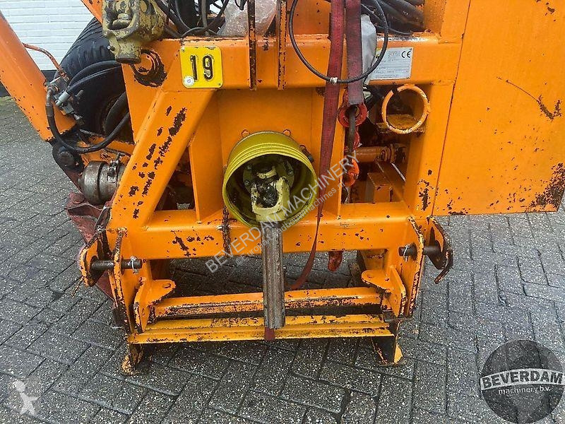 Bevægelige jordbearbejdningsredskaber  HK-100...