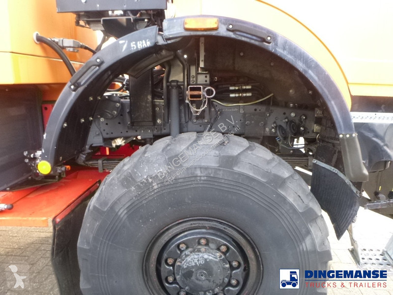 Aangedreven grondwerktuigen  SK 2031 4x4x4...