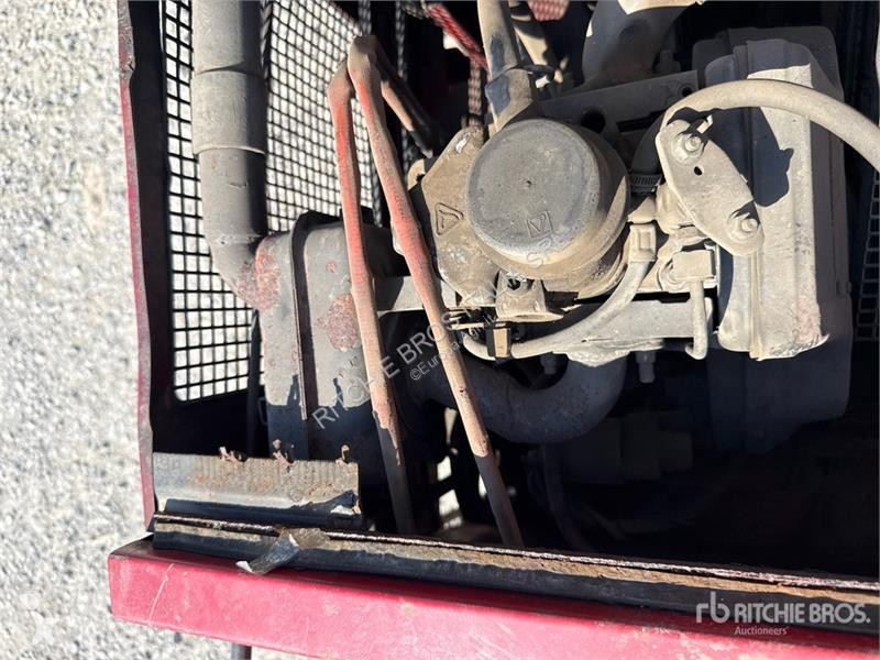 Aangedreven grondwerktuigen  R850 D/1 Floor...