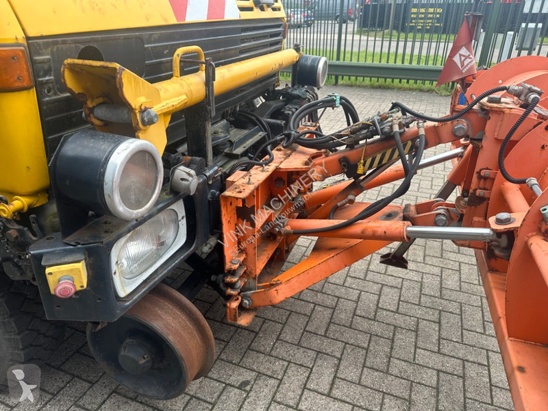 Attrezzi azionati Unimog Rail