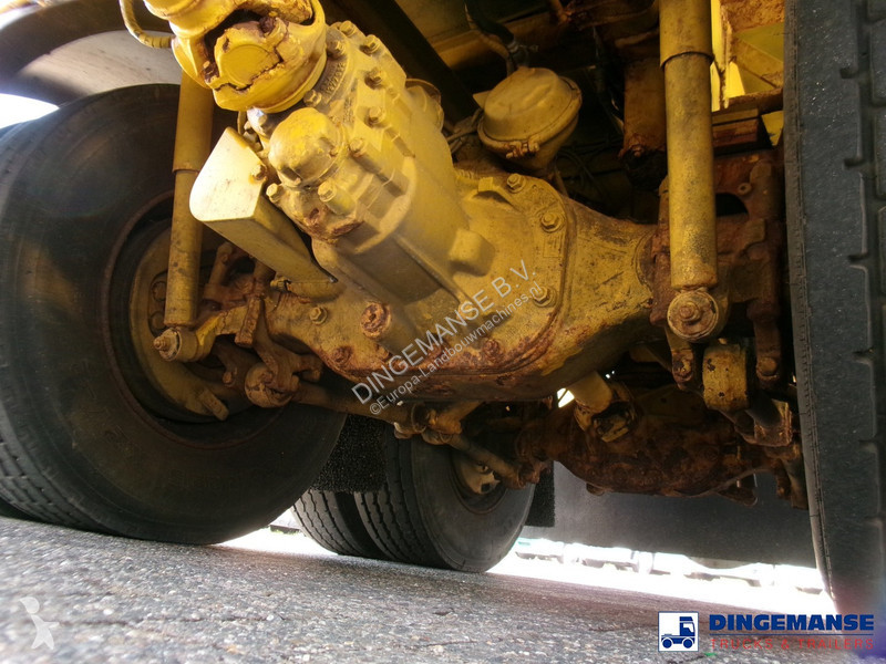 Aangedreven grondwerktuigen  P114-340 CB 6X6...
