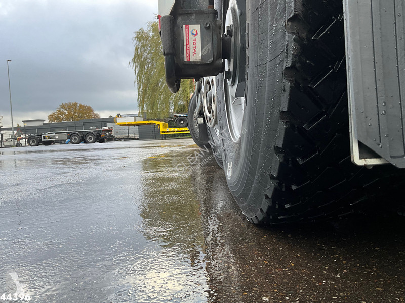 Aangedreven grondwerktuigen DAF FAG CF 250...