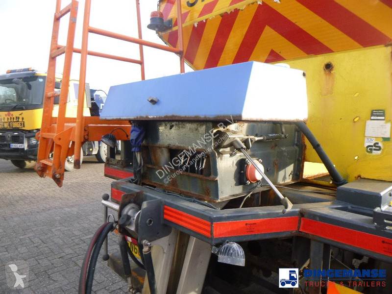 Outils du sol animés DAF 55220 4x2 RHD gritter...