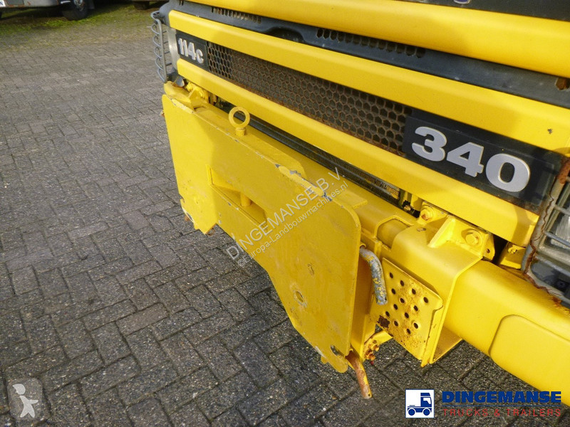 Aangedreven grondwerktuigen  P114-340 CB 6X6...