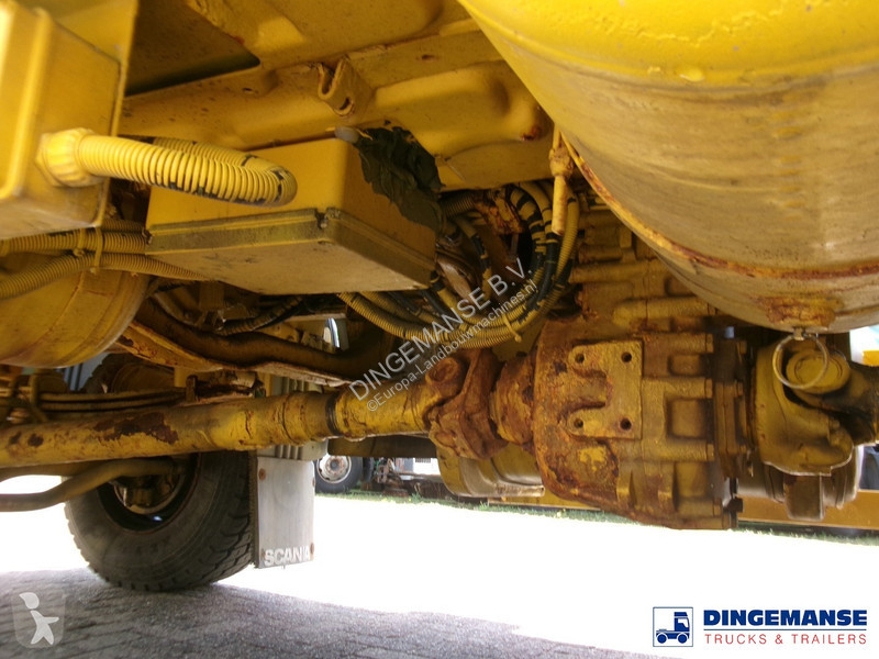 Aangedreven grondwerktuigen  P114-340 CB 6X6...