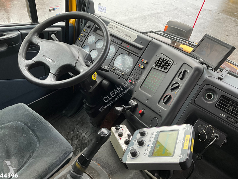 Aangedreven grondwerktuigen DAF FAG CF 250...