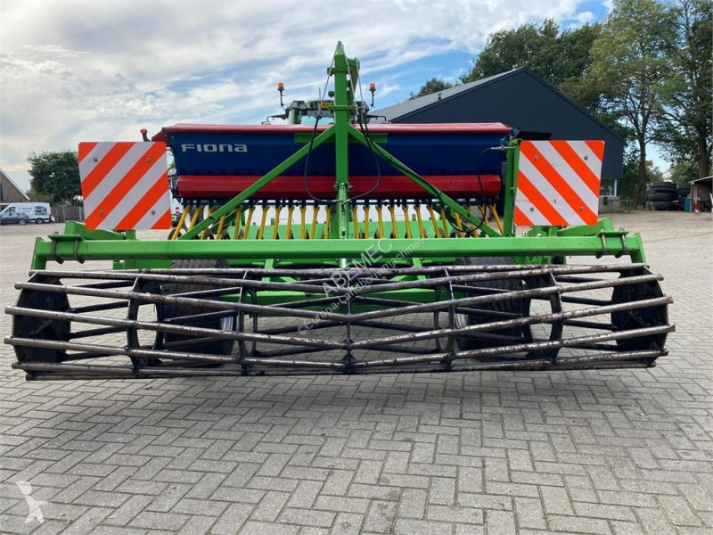 أدوات تربة متحركة  Farmtec Agri 300 Spitmachine...