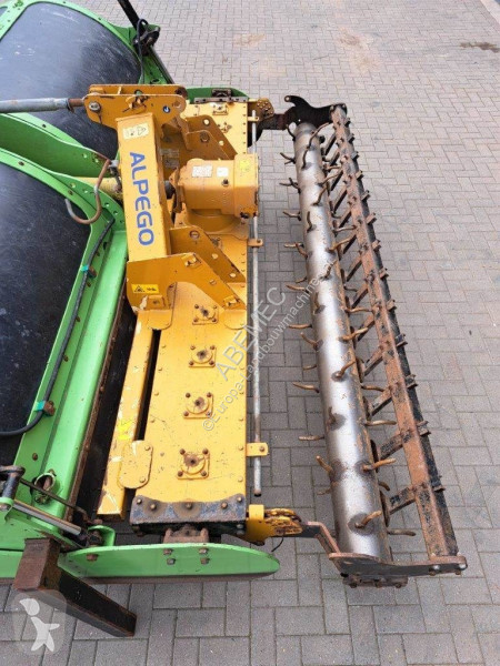 أدوات تربة متحركة  Farmtec spitmachine + Alpego...