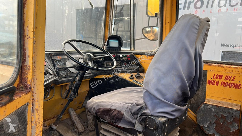 Pohyblivé zemní nástroje Volvo A25 BM (BE...