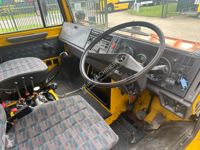 Attrezzi azionati Unimog Rail