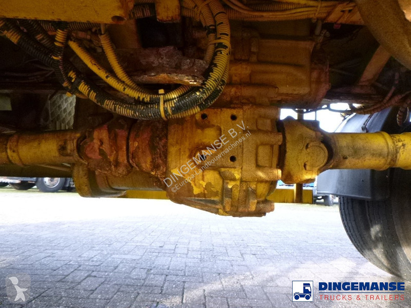 Aangedreven grondwerktuigen  P114-340 CB 6X6...