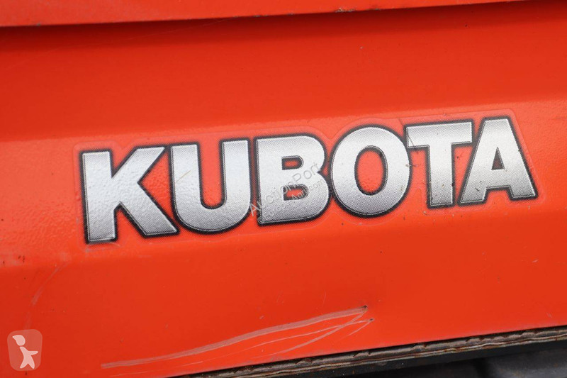 Outils du sol animés Kubota RTV900