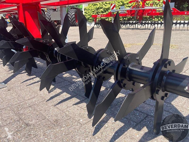 Evers PINTO 600 grasland beluchter Power harrow