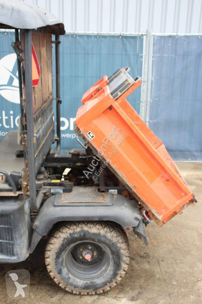 Aperos accionados para trabajo del suelo Kubota...