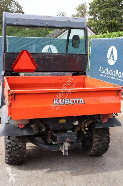 Outils du sol animés Kubota RTV900