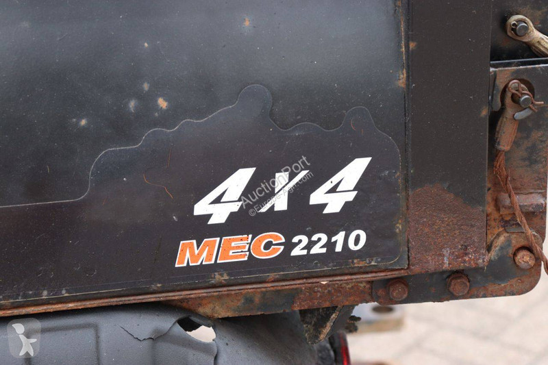 أدوات تربة متحركة  MEC 2210