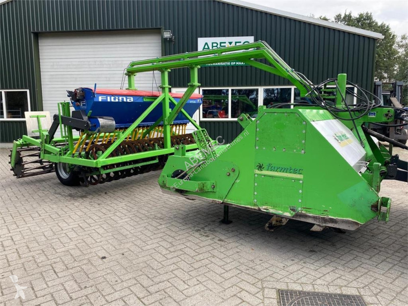 أدوات تربة متحركة  Farmtec Agri 300 Spitmachine...