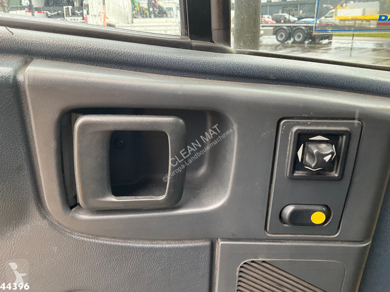 Aangedreven grondwerktuigen DAF FAG CF 250...